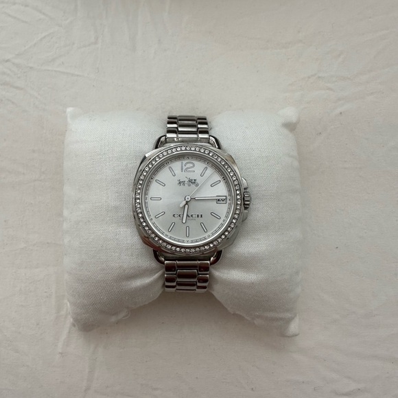 Coach Watch - Picture 5 of 7